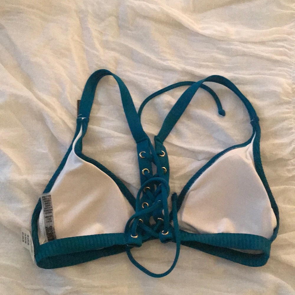 Swim top - Picture 2 of 4